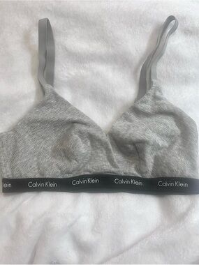Cotton Calvin Klein Women's Grey Triangle Ribbed Wireless Bralette Bra lounge
